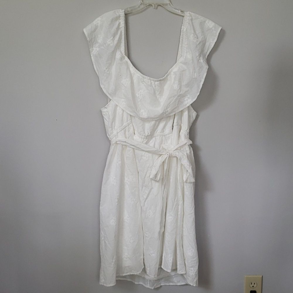 Torrid Dress Womens 5 Off Shoulder White Eyelet Cottagecore Coastal Beachy